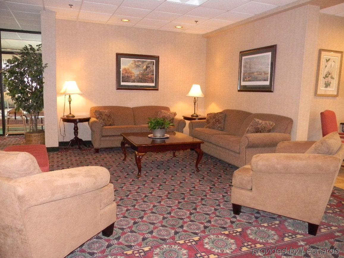 Holiday Inn Express Easton By Ihg Exterior foto